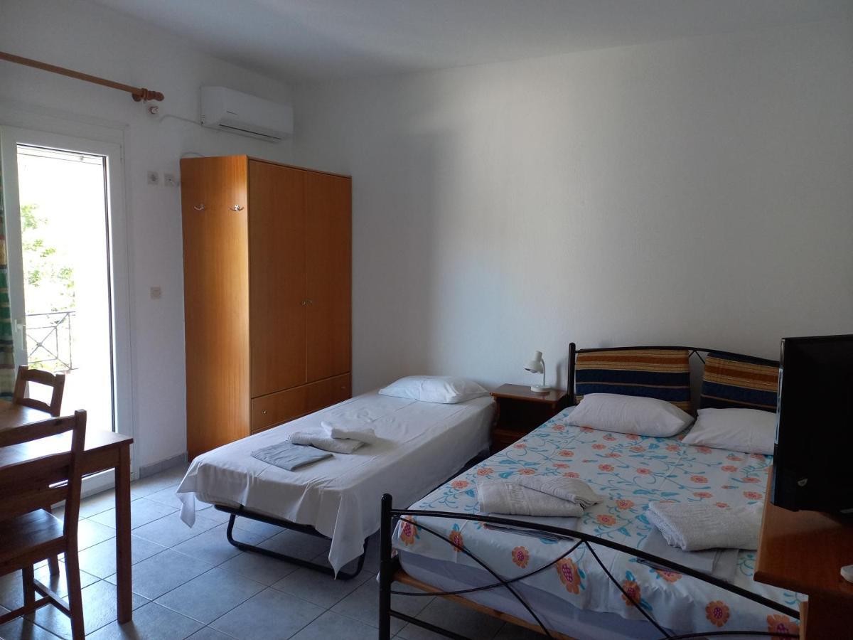 Apartment Kasperakos สเกียธอสทาวน์ ภายนอก รูปภาพ